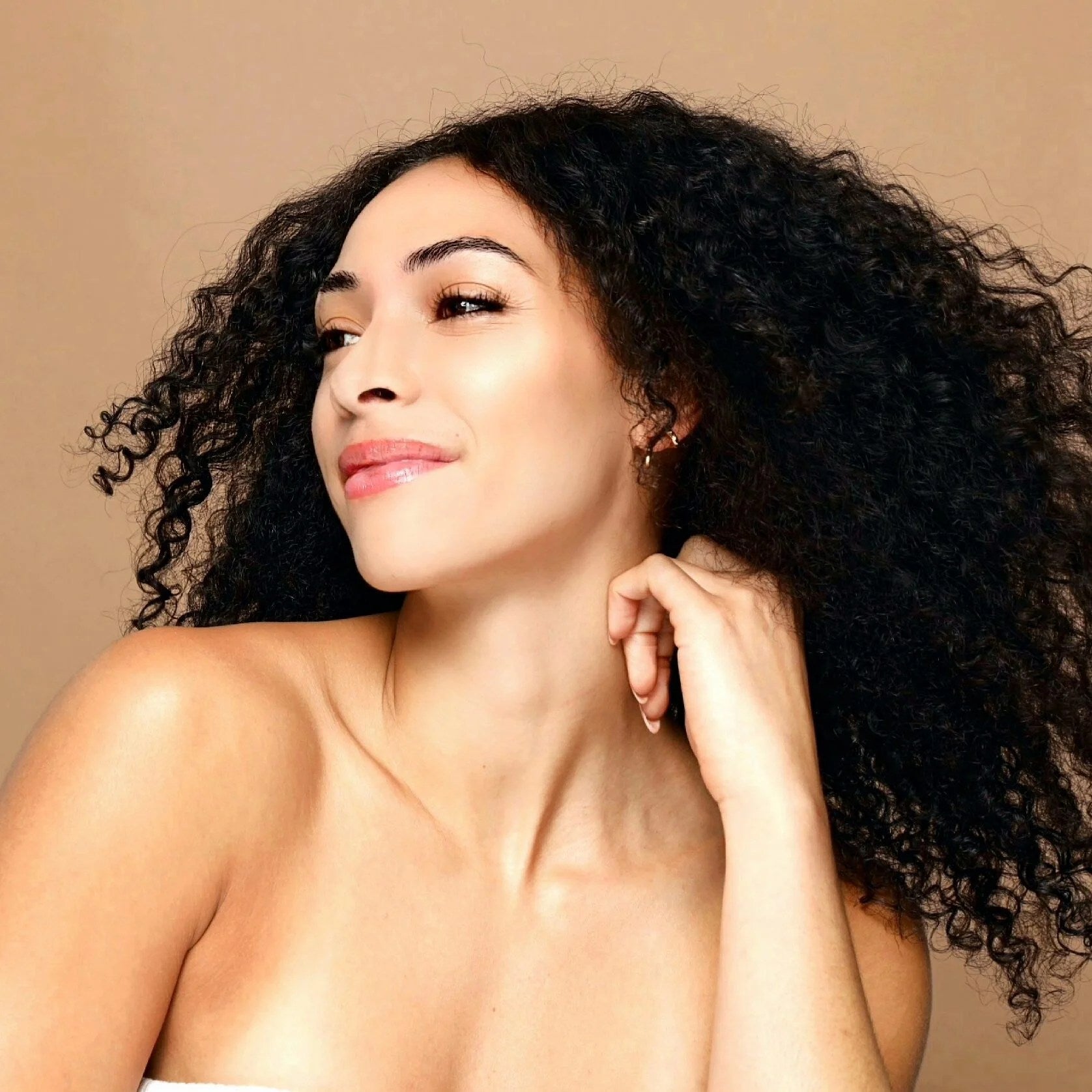 Anti-Frizz Serum - Sleek and Shine - Hair Restoration